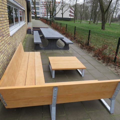 Hoekbank tafel hout staal