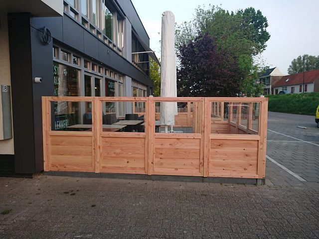 Terraswand hout